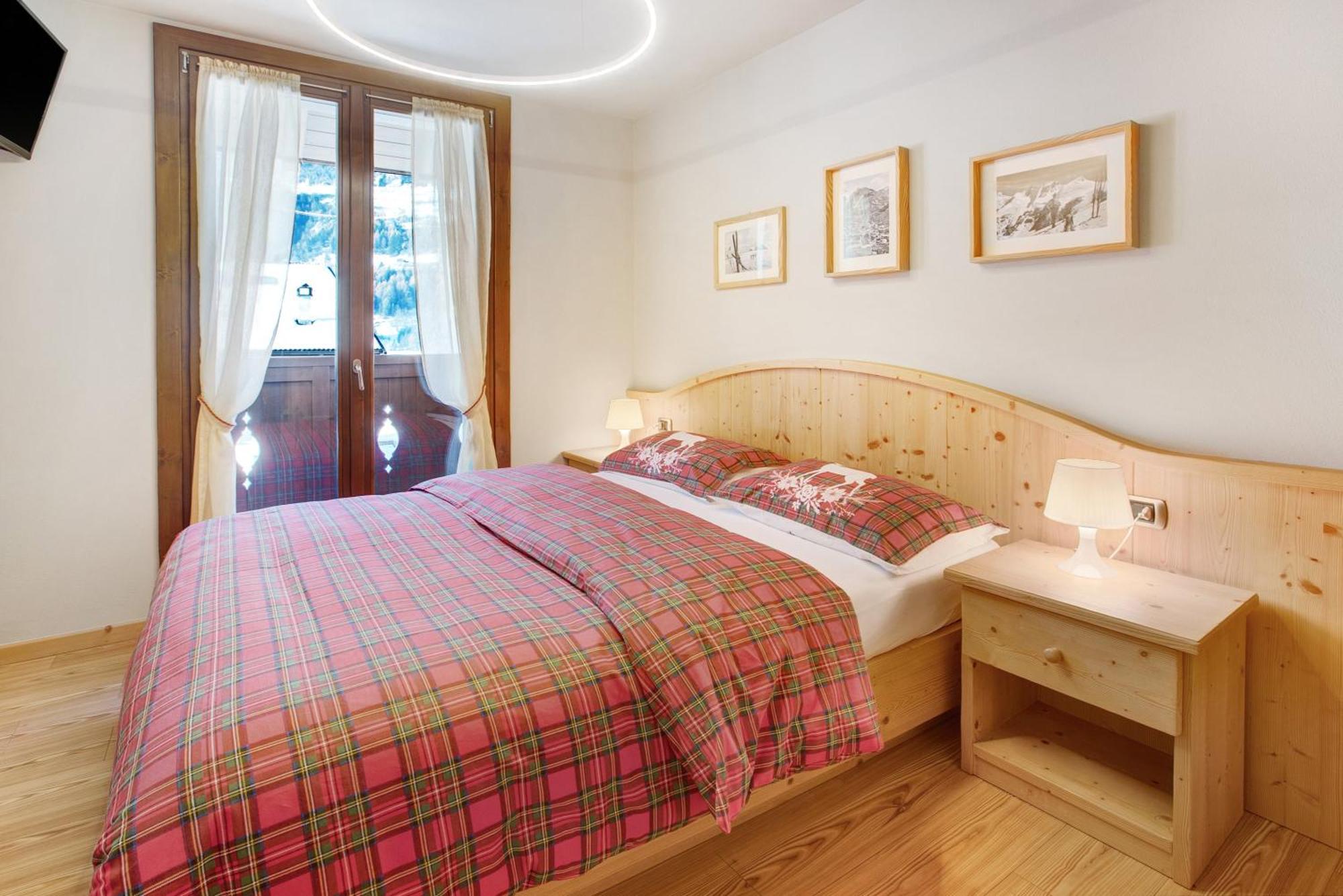 Chalet Meridiana Bormio Exterior photo